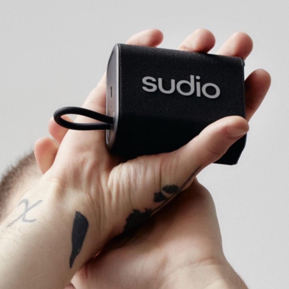 NWT Sudio S3 Speaker On-The-Go